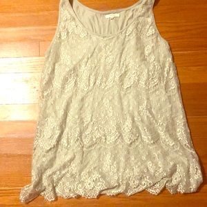 Maurice’s mint colored lace tank top